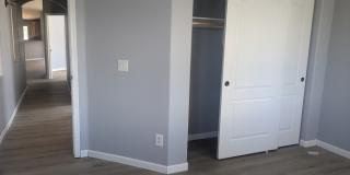 1206 West Prior Avenue Gallery 21