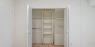 11606 VANTAGE HILL Road Gallery 23