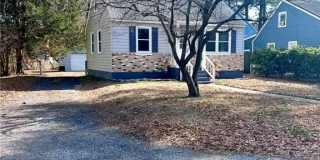 4 California Avenue Gallery 1