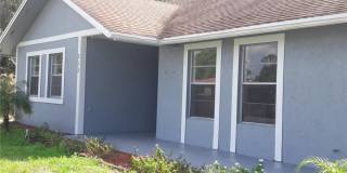 350 NE Granduer Avenue Gallery 1