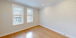 Modern, Student-Friendly Luxury near T!  Laundry in Unit! Gallery 7