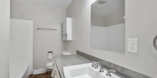 3600 Ingalls Street Gallery 27