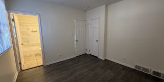 370 Bent Street Gallery 10