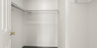 1 KARENDALE Court Gallery 38