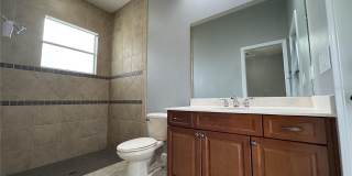142 HARRINGTON COURT Gallery 24