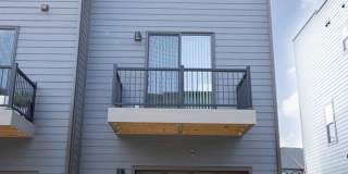 3BR Townhome near Camp North End Gallery 15