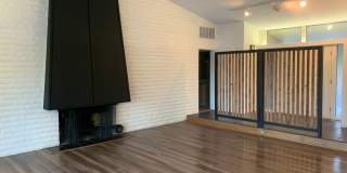 Sacramento Riverfront Home with Pool Gallery 9