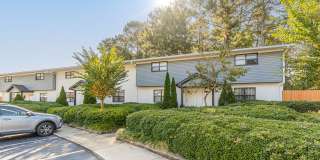 Pinewood Townhomes Gallery 1