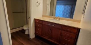 3bd/2ba Home with Two Car Garage Gallery 6