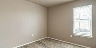 Cozy 3 bedroom Home Gallery 13