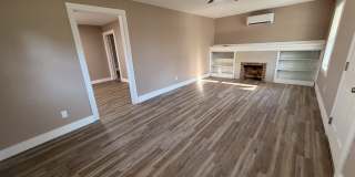 1004 North Plum Street Gallery 1
