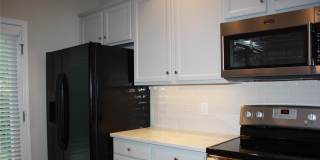 Beautiful Townhome in coveted Steele Creek - Berewick Gallery 4