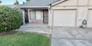 Fair Oaks 2bd/2ba Duplex with Garage Gallery 1