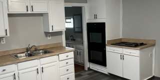 Detroit Shoreway / Wakefield Area - 3 Bedroom Single Family Home Gallery 1