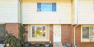 3BR Townhome in Aurora | Private Yard, Covered Parking  Community Pool Gallery 1