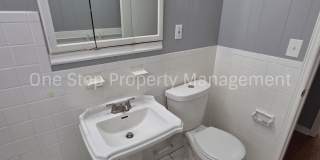 Beautiful 3 Bedroom 2 Bathroom in Kansas City Gallery 29
