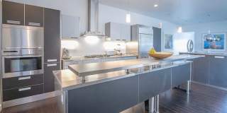 Stunning 4Bed/2.5ba Condo in Pacific Heights Gallery 4