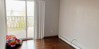 519 N Garden St Gallery 16