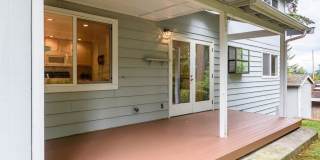 Spacious 5-Bedroom Home in Prime Location Gallery 23