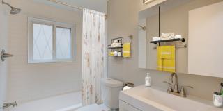 270 Lincoln Gallery 9