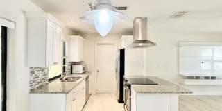 2445 East Burr Oak Court Gallery 12