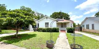 *MOVE IN SPECIAL* Charming 2BR Home with Solar Panels & Beautiful Wood Floors! Gallery 3