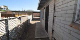 3403 E Glenn Street Gallery 7