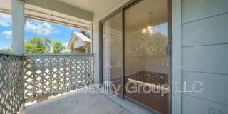 818 Station St Gallery 1