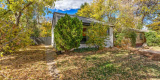 Lower Level Unit in Englewood! Gallery 17