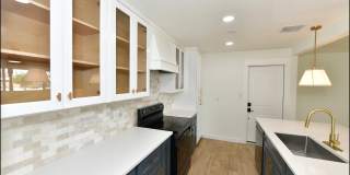 3217 WEDGEWOOD Drive Gallery 19