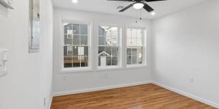24 Saint James Street Gallery 11