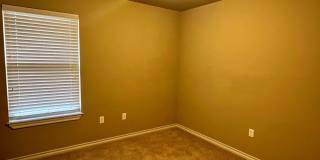 Cute 4 Bedroom With Storm Shelter Gallery 11