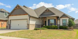 BEAUTIFUL 5 BED HOME  FOR LEASE Gallery 6