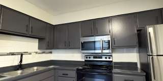 Remington On Rockville Living Gallery 17