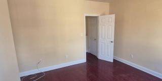 4 Bed/1.5 Bath Steps from Temple University Gallery 9