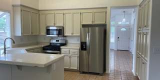 3br/2ba Home on corner lot Gallery 19