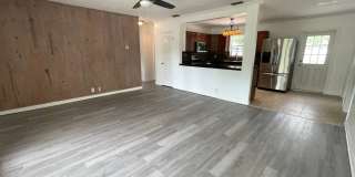123 W Wildwood St Gallery 4