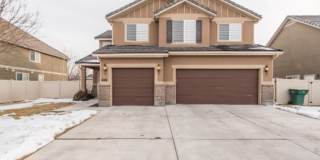 Beautiful 5 Bed | 2.5 Bath | 3 Car Single Family Home Gallery 1