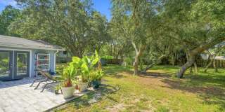 6 NE Bay Court Gallery 9