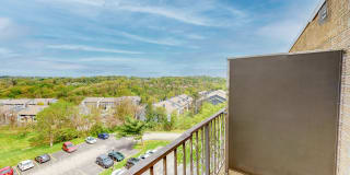 The Flats at Fox Hill Gallery 12