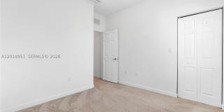 1541 SW 28th St Gallery 18