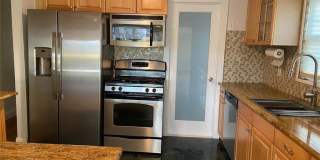 541 E Park Avenue Gallery 4