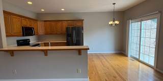 4 Bedroom, 3 Bath Duplex in CrossKeys! Gallery 16