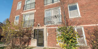 3737 N Milwaukee Avenue unit: 106 Gallery 1