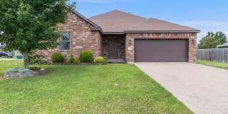 Comfortable Living in Pea Ridge: 3 Bed, 2 Bath Home Comfortable Living in Pea Ridge: 3 Bed, 2 Bath Home Gallery 3