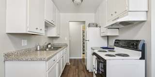 Priscilla Standish Apartments Gallery 10