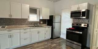 Cozy 2BR House in Pueblo Gallery 1