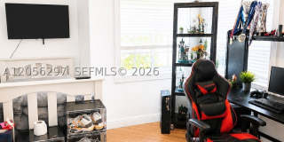 569 Spinnaker Gallery 23