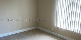 5221 Geneva Way Gallery 7