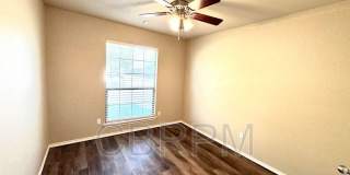 5207 Harvard Street Gallery 16